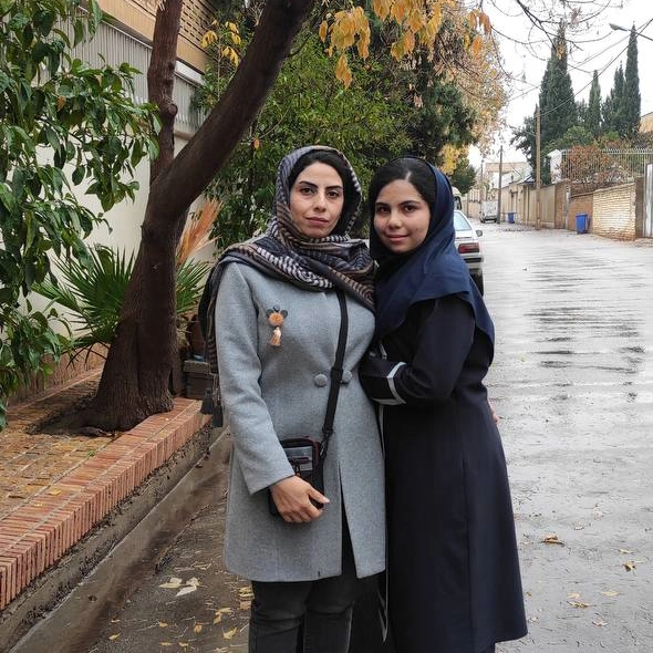 نظر ولی دانش آموزان مدرسه دخترانه درخشش شیراز